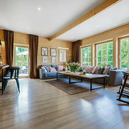 Tatil Evi Nad Potokiem *