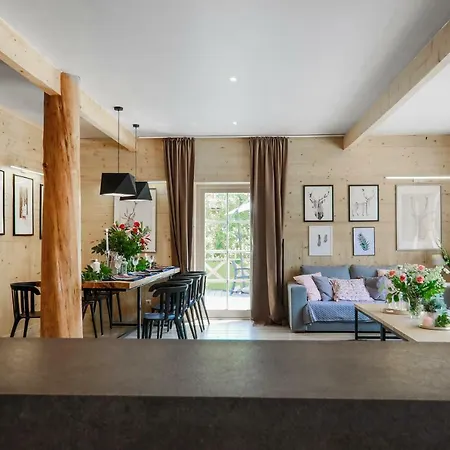 Tatil Evi Nad Potokiem