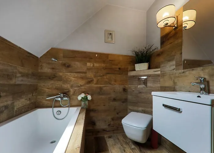 度假居 Nad Potokiem 新塔尔格